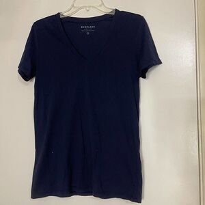 EVERLANE blue navy vneck supima cotton short sleeve tshirt size medium